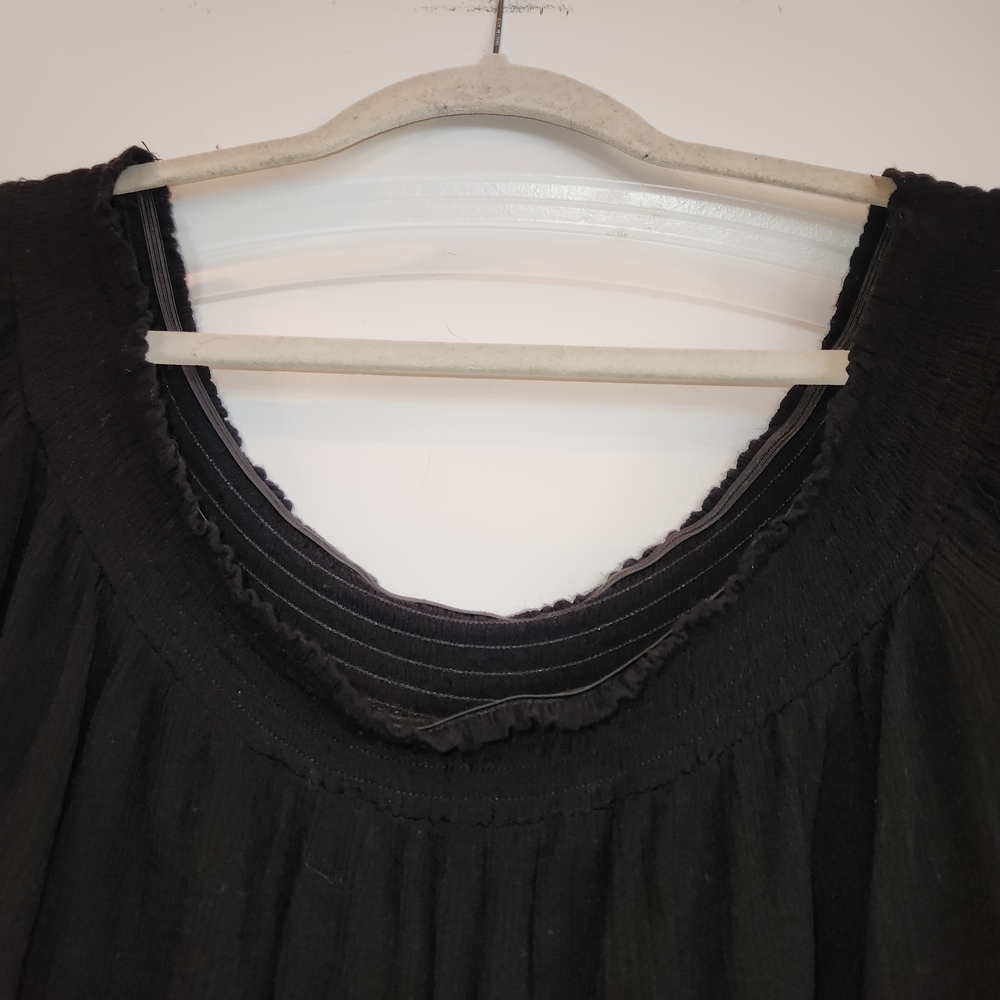 Forever 21 Contemporary Black Embroidered Ruffle Sleeve Top Size S Round Neck - Picture 5 of 8